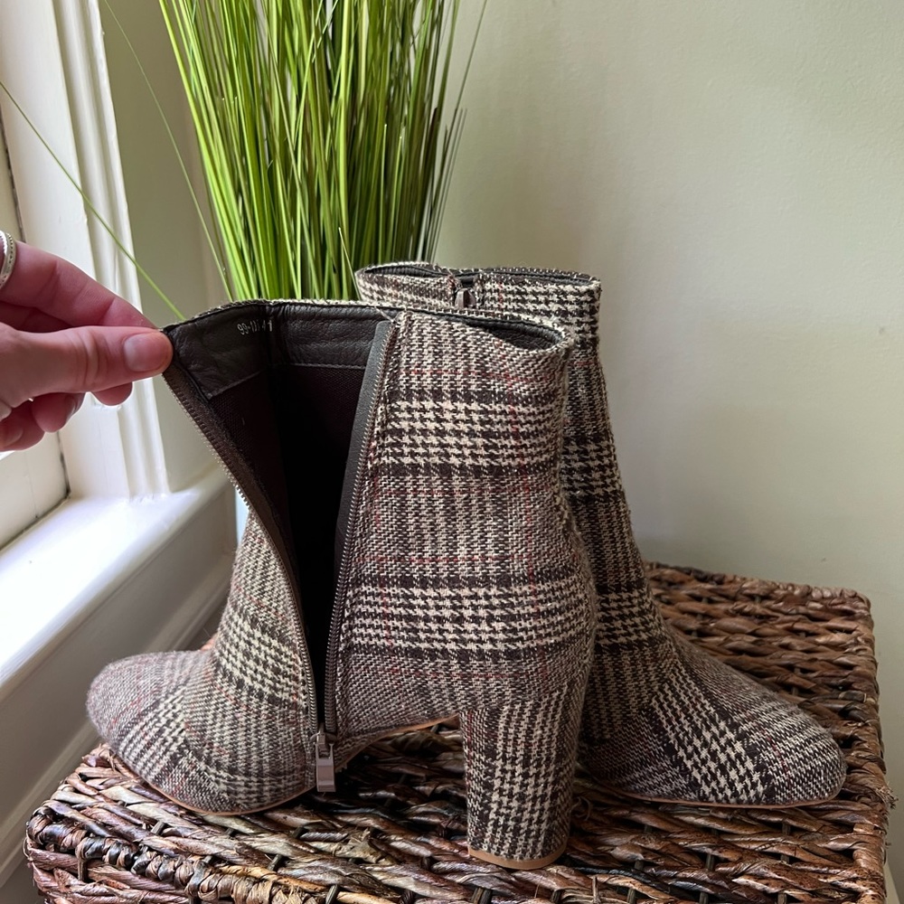 Plaid Heeled Booties - Picture 2 of 6